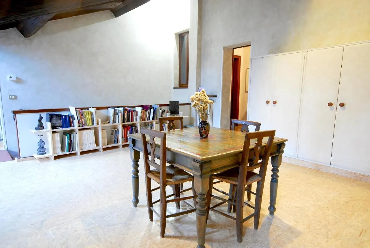 Casa Del Pittore Mantua 3*,  Italia